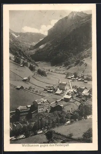 AK Weisstannen, Ortsansicht mit Hotel Gemse gegen den Heidelpass