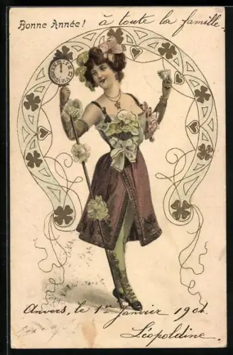 AK Junge Dame mit einer Uhr im Hufeisen, Jugendstil