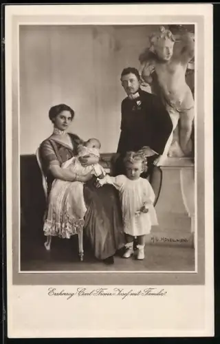 AK Erzherzog Carl Franz Josef und Zita mit Kindern