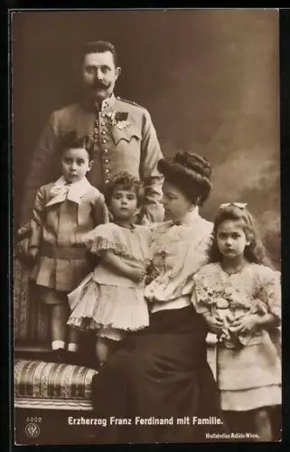 AK Erzherzog Franz Ferdinand von Österreich mit seiner Familie
