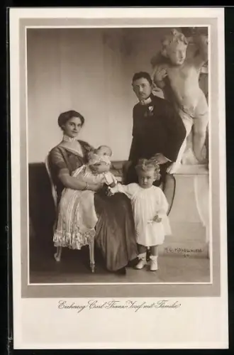 AK Erzherzog Carl Franz Josef und Zita mit Kindern
