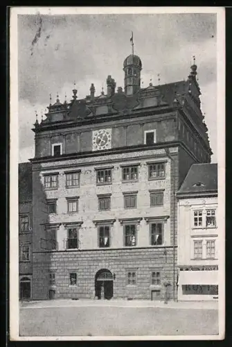 AK Pilsen / Plzen, Radnice, Ortspartie mit Rathaus