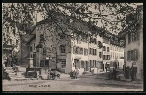AK Brugg-Vorstadt, Strassenpartie mit Brunnen