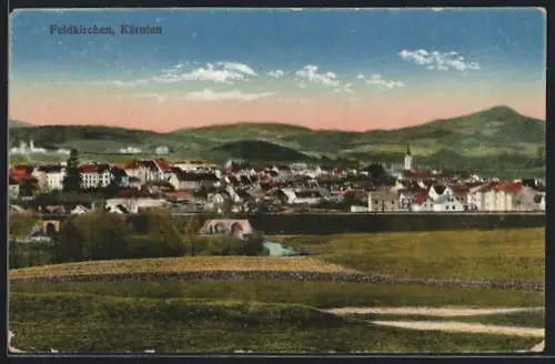 AK Feldkirchen /Kärnten, Ortsansicht über die Weide