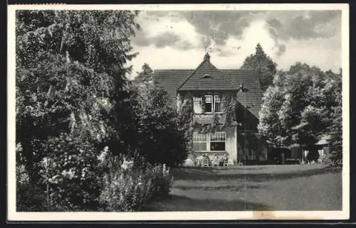AK Storkow / Mark, Gasthaus Waldschlösschen Hubertushöhe v. T. Penz