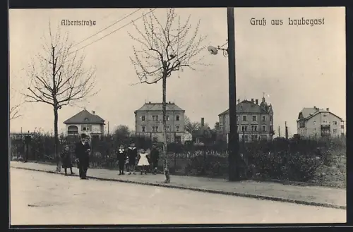 AK Dresden-Laubegast, Albertstrasse mit Kindern