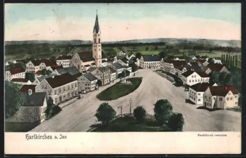 Künstler-AK sign. Hans Pernat: Hartkirchen a. Inn, Ortsansicht mit Platz und Denkmal aus der Vogelschau