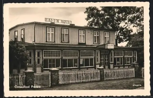 AK Prerow /Ostsee, Hafen-Hotel, Vorderansicht
