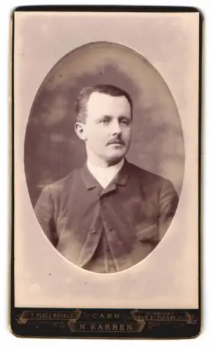 Fotografie N. Karren, Caen, 7 Place Royale, Porträt eines Mannes