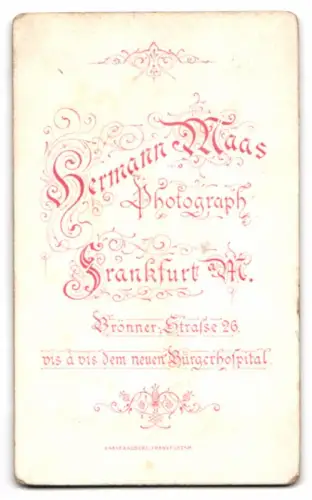 Fotografie Hermann Maas, Frankfurt am Main, Brönnerstrasse 26, Porträt eines jungen Mannes