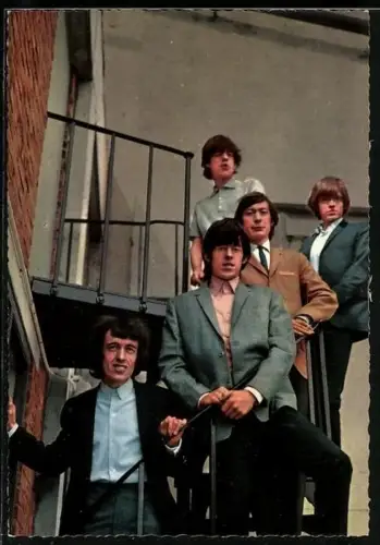 AK Musiker der Rolling Stones auf einer Treppe