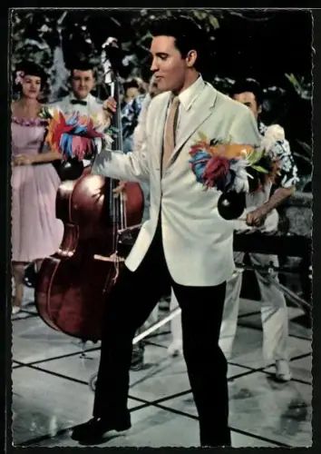 AK Musiker Elvis Presley Tanzen auf der Bühne