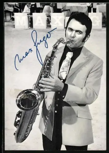 AK Musiker Max Greger mit Saxophon