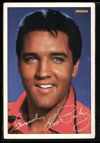 AK Musiker Elvis Presley mit charmantem Lächeln