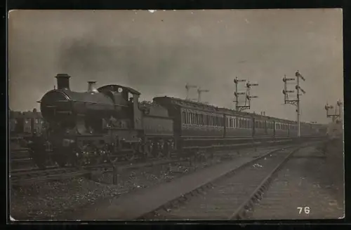 Foto-AK Lokomotive der englischen Eisenbahn