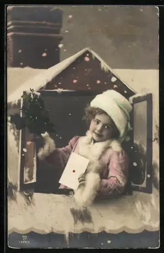 Foto-AK GG Co. Nr. 1339/3: Kind in Winterkleidung mit Brief