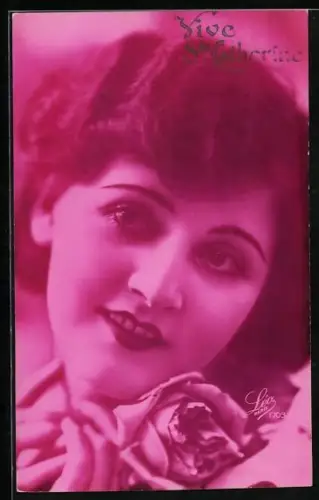 Foto-AK Leo, Paris Nr. 1703: En-Face Portrait einer jungen Frau