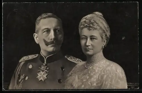 AK Kaiserin Auguste Victoria und Kaiser Wilhelm II. mit Pour le Merite