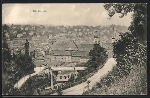 AK St. Gallen, Strassenpartie mit Kirche