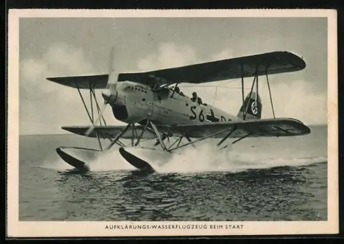 AK Aufklärungs-Wasserflugzeug beim Start, 