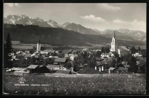 AK Schladming, Totalansicht des Ortes mit Blick auf die Kirchen