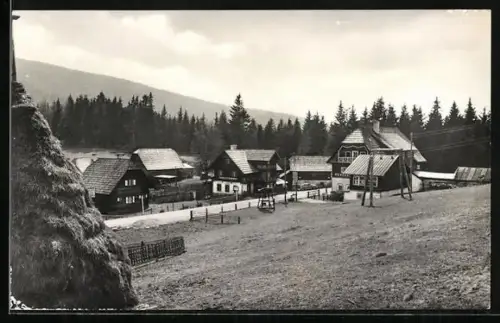 AK Kindberg, Ortspartie mit Berggasthof Schanz