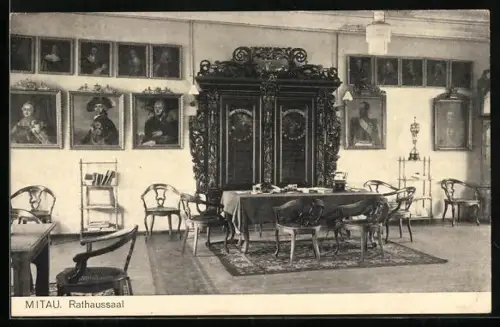 AK Mitau, Rathaussaal mit Gemälden und Tisch