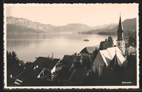 AK Attersee, Teilansicht mit Kirche u. Seeblick aus der Vogelschau