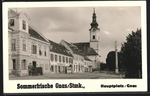 AK Gnas /Stmk., Hauptplatz mit Säulendenkmal