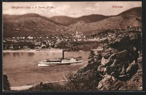 AK Weissenkirchen a. d. Donau /N.-Oe., Dampfer auf der Donau, Ortsansicht aus der Vogelschau