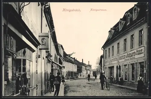 AK Königsbrück, Königsstrasse mit Manufaktur- und Modewarenhaus von Johannes Riedrich