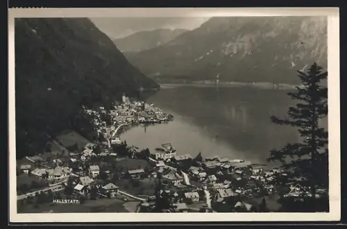 AK Hallstatt, Teilansicht mit Bergen