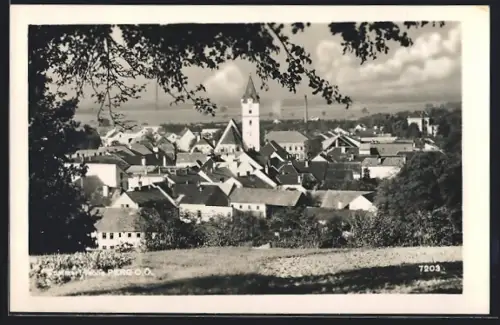 AK Perg /O. Ö., Teilansicht mit Kirche