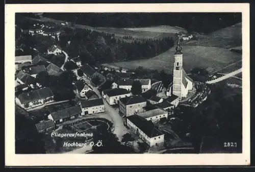AK Hochburg /O.-D., Dorfpartie vom Flugzeug aus