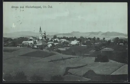 AK Niederkappel /Ob. Öst., Ortsansicht und Felder aus der Vogelschau