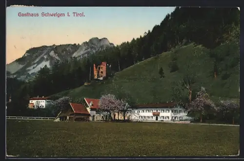 AK Erl /Tirol, Gasthaus Schweigen, Ruine am Berghang