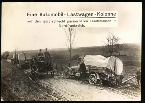 Riesen-AK Westfront, Automobil-Lastwagen Kolonne auf schlechten Strassen in Nordfrankreich