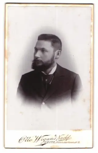 Fotografie Otto Wigand Nachf., Zeitz, Badstuben Vorstadt 2, Porträt eines eleganten Herrn