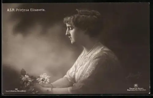 AK Portrait von Prinzessin Elisaveta von Rumänien beim Beten