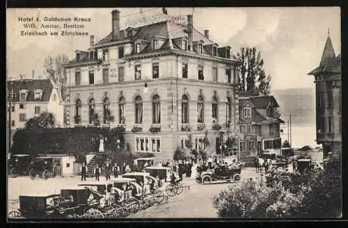 AK Erlenbach am Zürichsee, Hotel z. Goldenen Kreuz W. Amsler mit grossem Empfang