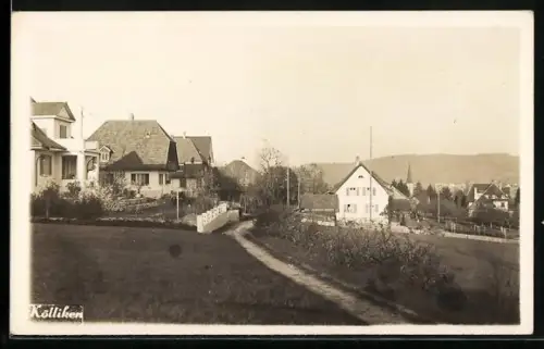 AK Kölliken, Ortspanorama mit Feldweg und Kirchturm