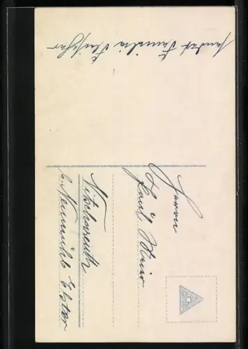 AK Herzlichen Glückwunsch zur Konfirmation, Junge im Anzug in Kirchenkulisse