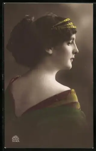 Foto-AK R & K / L Nr. 5114/2: Junge Frau in Rückansicht