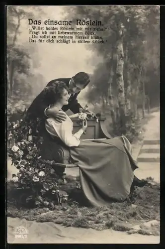 Foto-AK R & K / L Nr. 8981/3: Junges Paar mit Rosenblüte