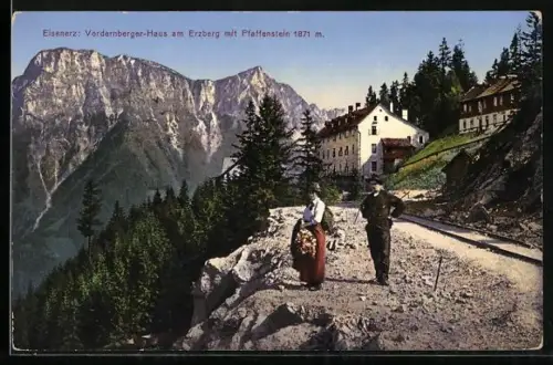 AK Eisenerz, Vordernberger-Haus am Erzberg mit Pfaffenstein