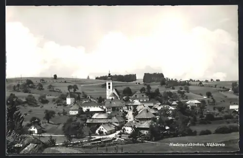 AK Niederwaldkirchen /Mühlkreis, Gesamtansicht mit Strassenkreuzung