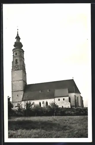 AK Hochburg, Katholische Pfarrkirche, Totalansicht