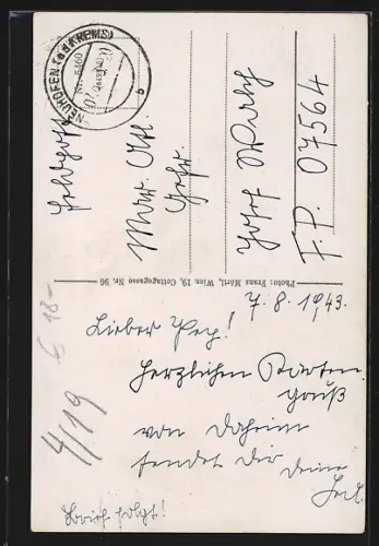 AK Neuhofen a. d. Krems, Häuser am Wasserlauf, Blick zur Kirche