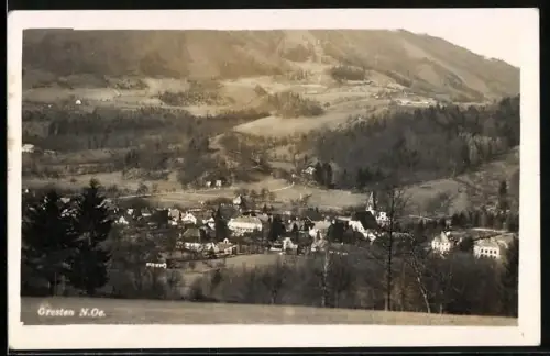 AK Gresten /N. Oe., Teilansicht mit Kirche