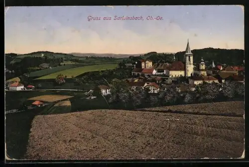 AK Sarleinsbach, Ortsansicht mit Umgebung, von einem Acker gesehen